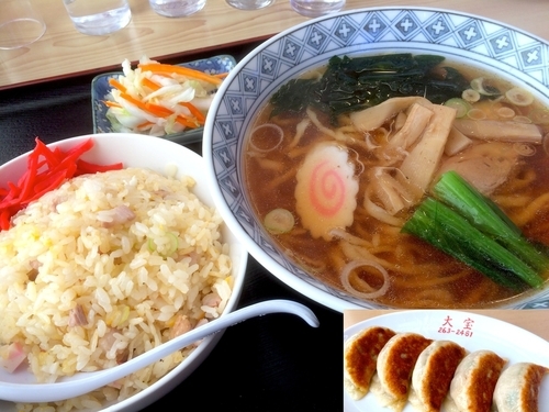 「ラーメン・半チャーハンセット（876円）＋餃子」@大宝の写真
