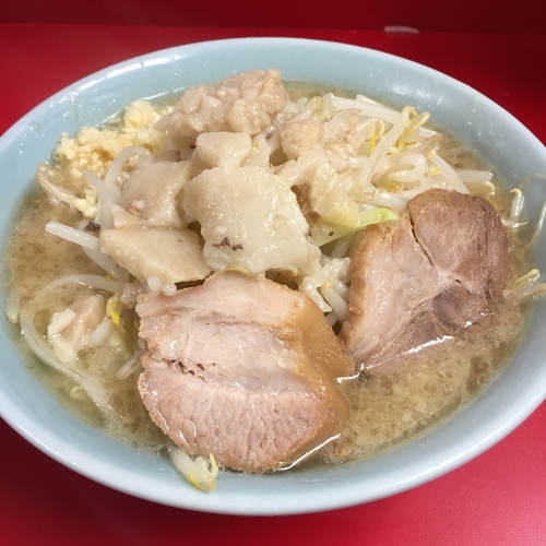 「ラーメン（￥700）」@ラーメン二郎 新宿歌舞伎町店の写真