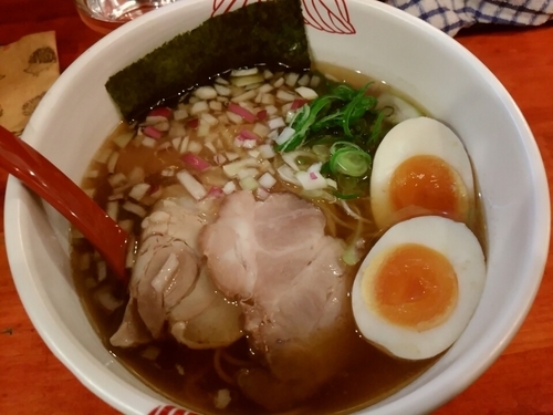 「【限定】奥美濃古地鶏と焼きアゴの醤油らーめん850円」@麺処 あす花の写真