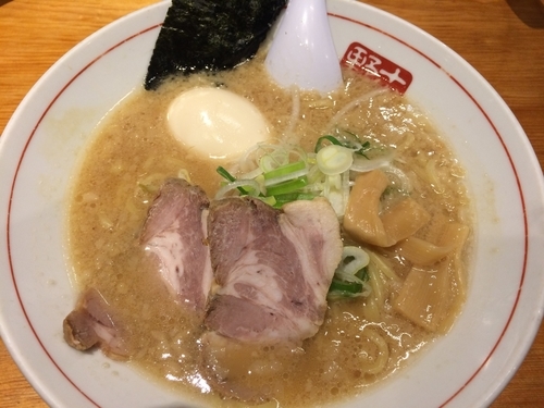 「【¥850】のがほ 元（はじめ）+半熟煮玉子」@野方ホープ 高田馬場店の写真