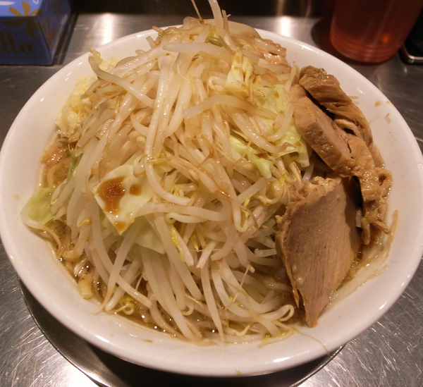 ラーメン豚入り