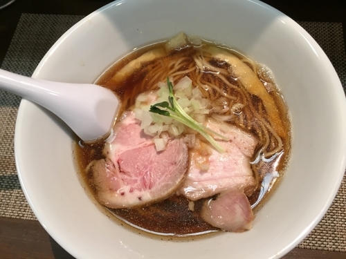 「煮干蕎麦＋肉めし 750＋150円」@神保町黒須の写真