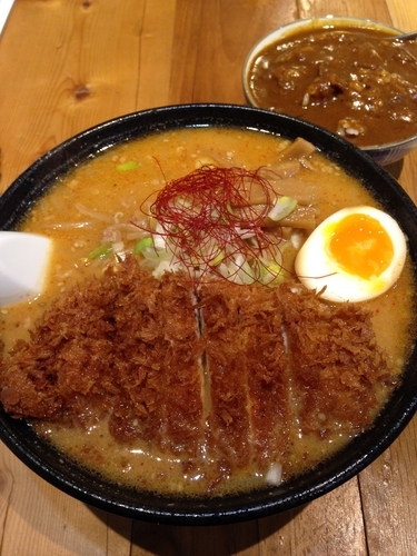 「スタミナ味噌ラーメン  ミニカレー(ラーパス)」@とんかつ 熊さん 大宮店の写真
