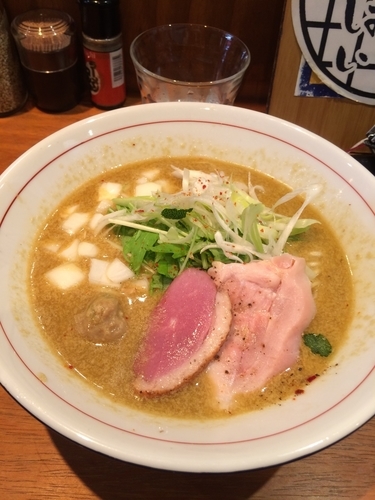 「濃厚鶏白湯ラーメン　850円」@麺屋 ほぃの写真