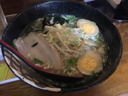 「塩ラーメン 700円」@中華風居酒屋 太陽島の写真