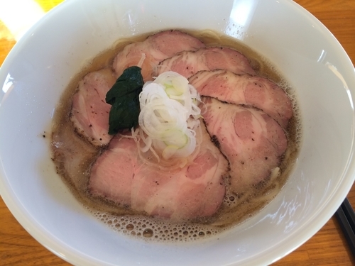 「チャーシュー濃厚煮干らぁ麺　大盛」@らぁ麺 こむぎの写真