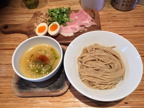 「プレミアム鶏つけソバ 1,000円」@NOODLE STOCK 鶴おかの写真