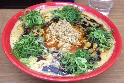「黒濃厚担々麺(15食限定)＋半チャーハン(15食限定)」@熱血らーめん in Yokohamaの写真