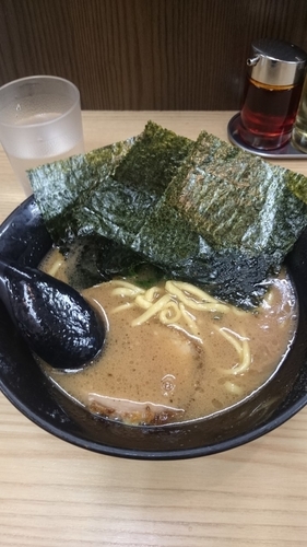 「ラーメン５００円」@せい家 下北沢店の写真
