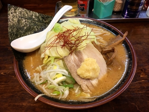 「焼き味噌ラーメン＋キャベツ」@麺屋 萩の写真
