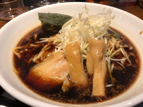 「小樽黒醤油ラーメン」@麺匠 えい蔵 東伏見店の写真