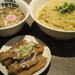 特盛つけ麺・肉増し(1100円)