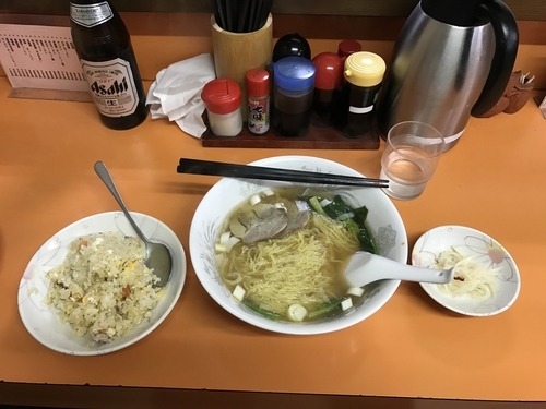 「ラーメン・チャーハンセット 750円」@中華楼の写真