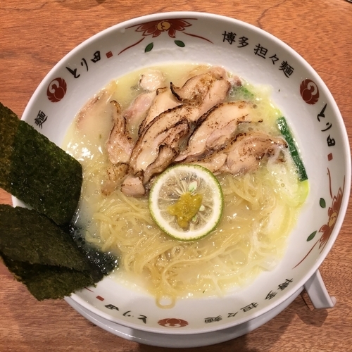 「チャーシュー鶏白湯麺 (950円)」@博多担々麺 とり田 KITTE博多店の写真