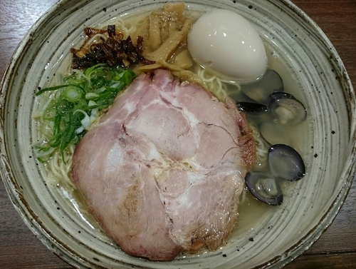 「味玉塩らーめん」@らーめん 一郎の写真