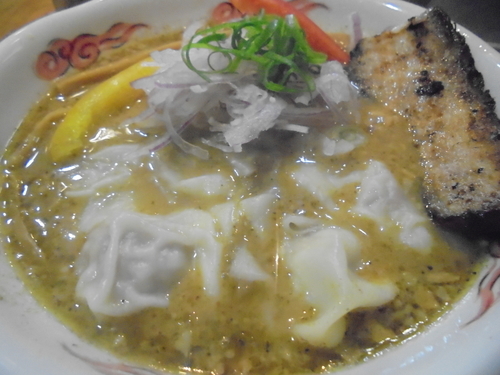 「【限定】年越しワンタンパンチ　１１００円」@流星軒の写真