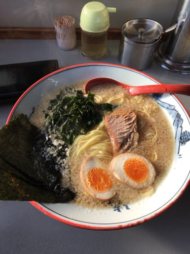 「ラーメン脂多め+サービス煮卵」@ラーメンショップ 122号騎西店の写真