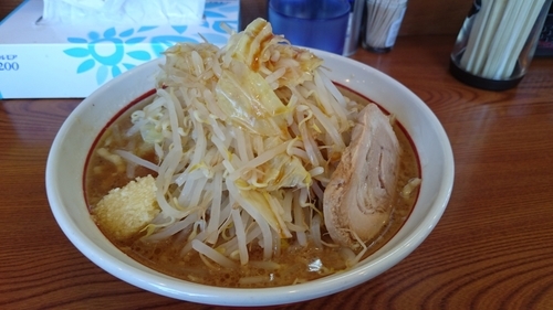 「ガッツ旨ラーメン（７５０円）」@らーめん ◯八の写真