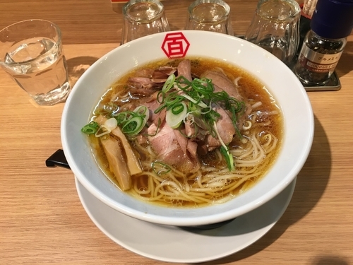 「肉汁中華そば（醤油）」@百年本舗 秋葉原総本店の写真