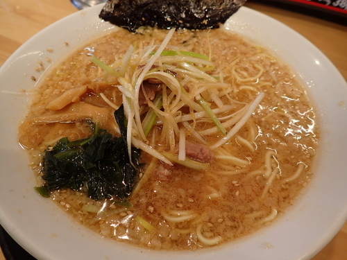 「背脂ネギ味噌ラーメン」@ラーメンショップ椿 玉川店の写真