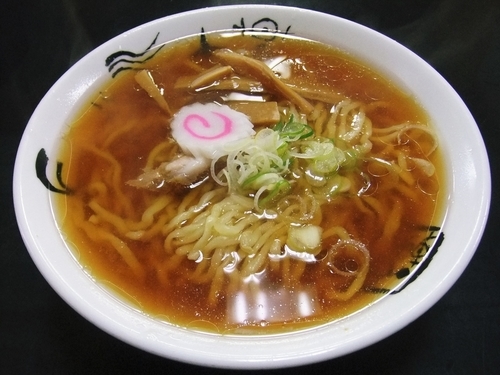 「醤油かけラーメン（550円）」@食堂 はせ川の写真