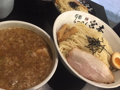 「濃厚魚介つけ麺」@背脂らーめん 宮本 取手店の写真