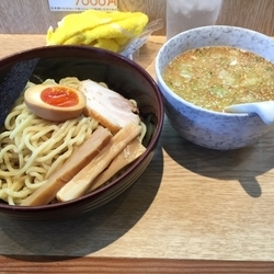 新味 つけ麺 930円（めん大盛サービス）