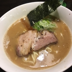 ラーメン（¥750）