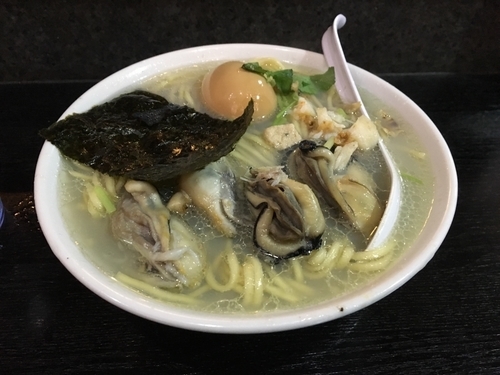 「【裏そば】牡蠣・帆立・蟹の塩そば」@塩そば 桑ばらの写真