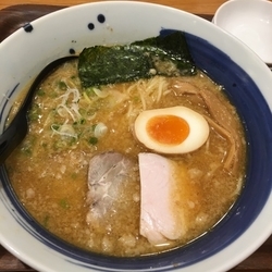 こく旨らーめん(味噌)810円