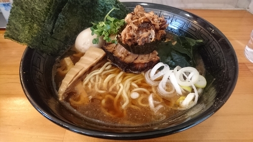 「正油あらびき全部のせ」@ボニート・ボニートの写真