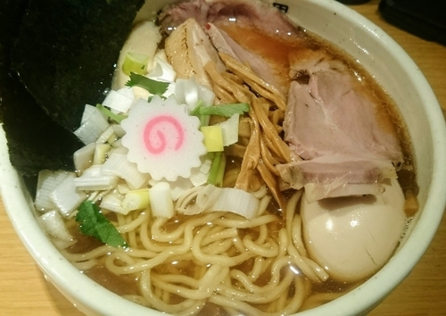 「特製贅沢本膳江戸醬油ラーメン（年末年始限定）＋大盛り」@麺屋 江武里の写真