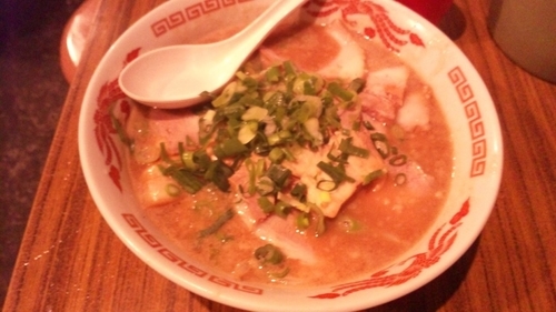 「魚介豚骨+チャーシュー」@赤鬼笑店の写真