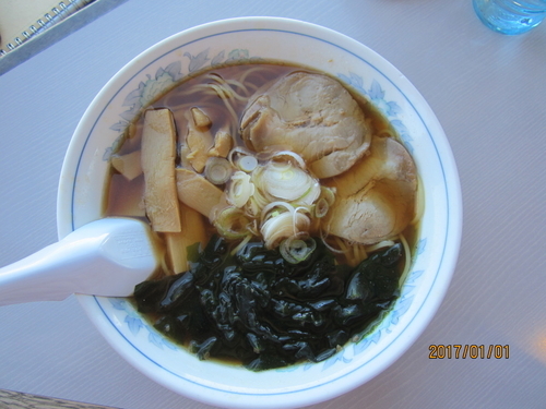 「ラーメン６２０円」@展望レストラン バルーンの写真