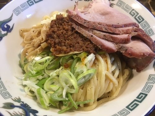 「【限定】  温玉 油そば」@特級鶏蕎麦 龍介の写真