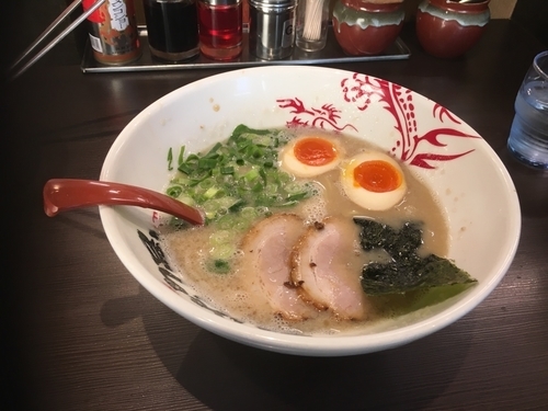 「味玉ラーメン」@ラー麺 ずんどう屋 京都八幡店の写真