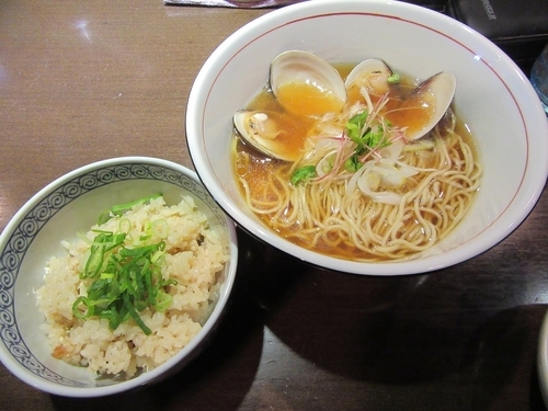 「限定　天然真鯛と蛤のかけそば（７００円）」@麺や 虎徹の写真