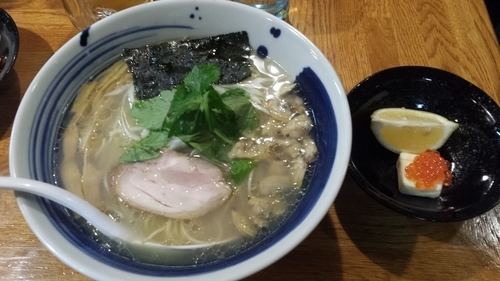 「【正月限定】あさりの塩バターそば700円+その他」@麺屋 鶏口の写真