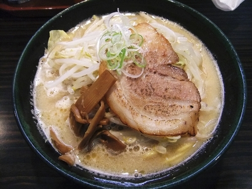 「味噌らーめん（800円）」@めんや 蔵の写真