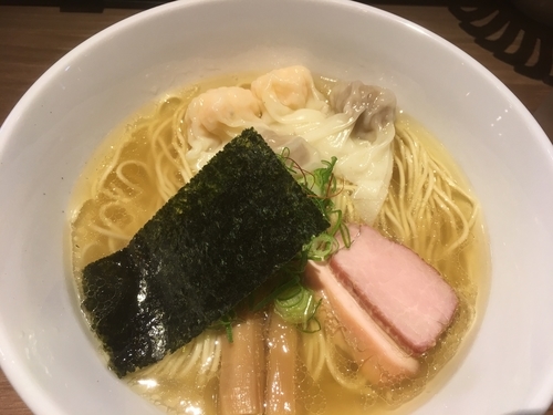 「にこにこラーメン白醤油」@中華soba いそべの写真