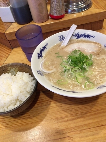「らーめん」@博多ラーメンセンターの写真
