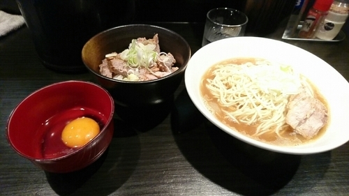 「比内鶏そば中」@自家製麺 伊藤 銀座店の写真