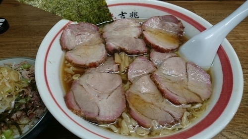 「焼豚麺（980円）＋そぼろご飯（100円）」@青竹平打ち中華そば 麺壱吉兆の写真