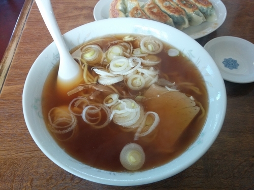 「らーめんセット（ランチ）　700円」@三食亭の写真