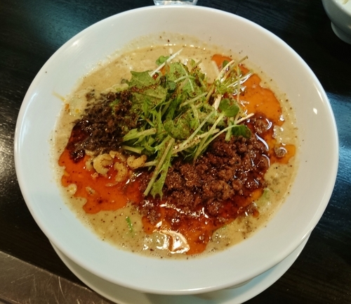 「担々麺（３辛）＋半ライス 930円」@四川担担麺 阿吽 浅草店の写真