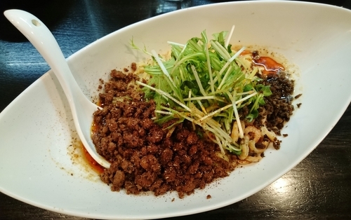 「つゆ無し担々麺（3辛） 830円」@四川担担麺 阿吽 浅草店の写真