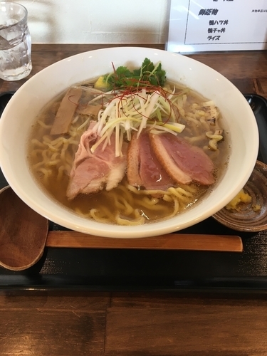 「鴨出汁黒大盛り¥880」@麺屋 葵の写真