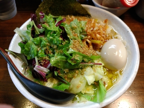 「塩ラーメン大盛り+具だくさん」@『   』（無銘）の写真