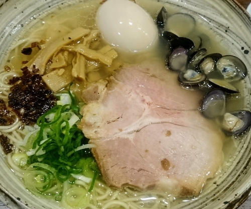 「塩らーめん +味玉」@らーめん 一郎の写真