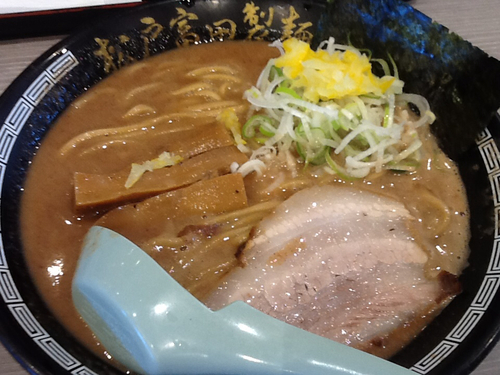 「濃厚中華そば 800円」@松戸富田製麺 三井アウトレットパーク木更津店の写真